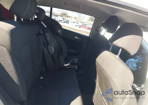 2017 Kia Sportage Lx z USA, uszkodzony, nr VIN KNDPMCAC1H7033542